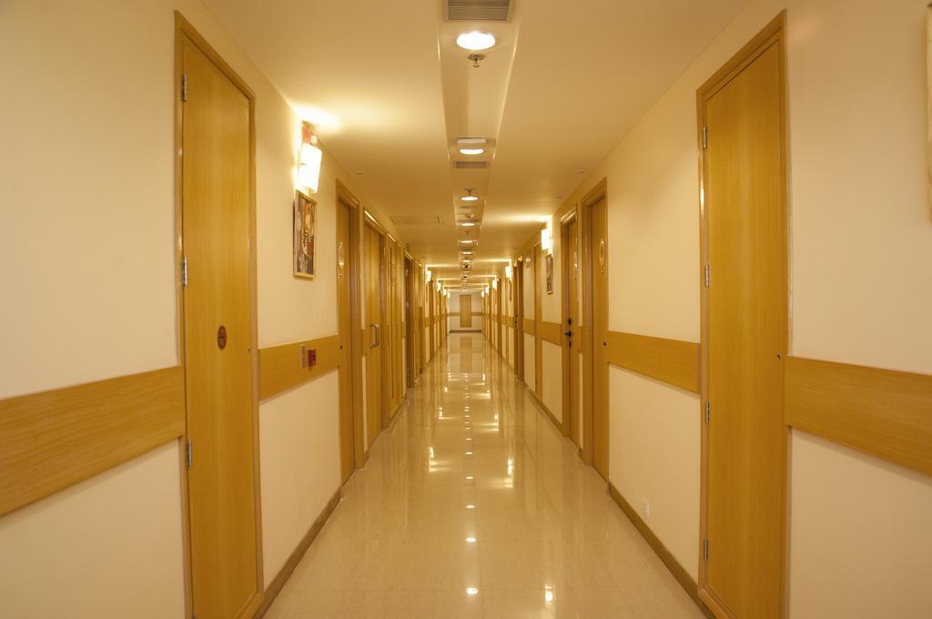 Red Fox Hotel, Chandīgarh Eksteriør bilde