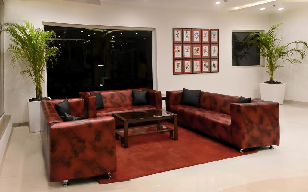 Red Fox Hotel, Chandīgarh Eksteriør bilde