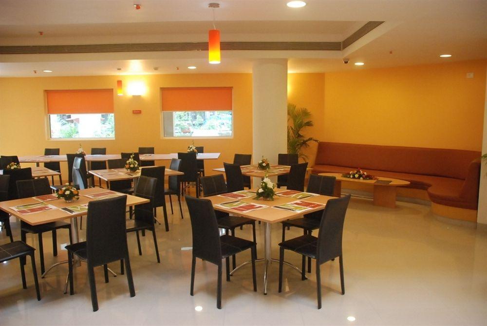 Red Fox Hotel, Chandīgarh Eksteriør bilde