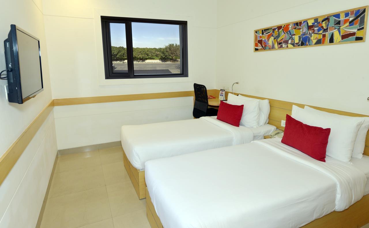 Red Fox Hotel, Chandīgarh Eksteriør bilde