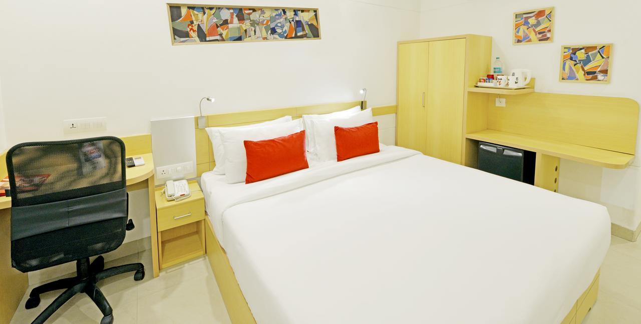 Red Fox Hotel, Chandīgarh Eksteriør bilde