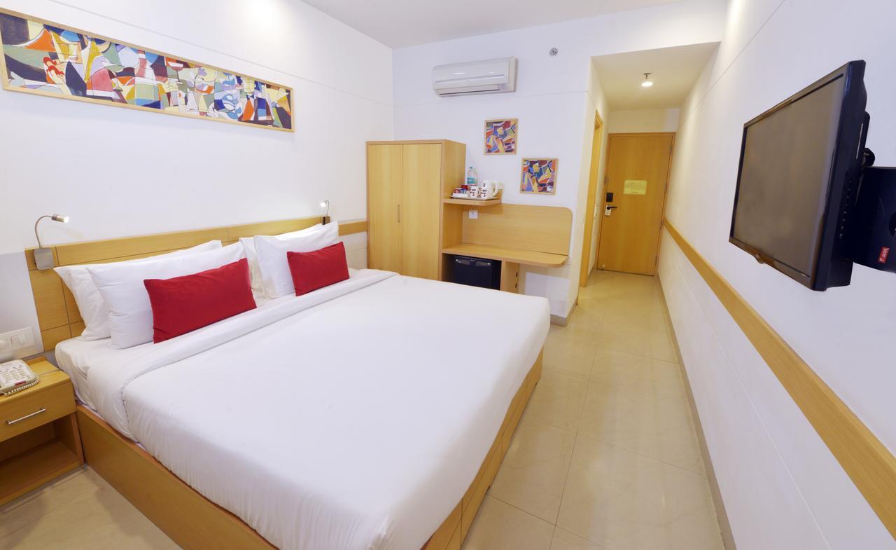 Red Fox Hotel, Chandīgarh Eksteriør bilde