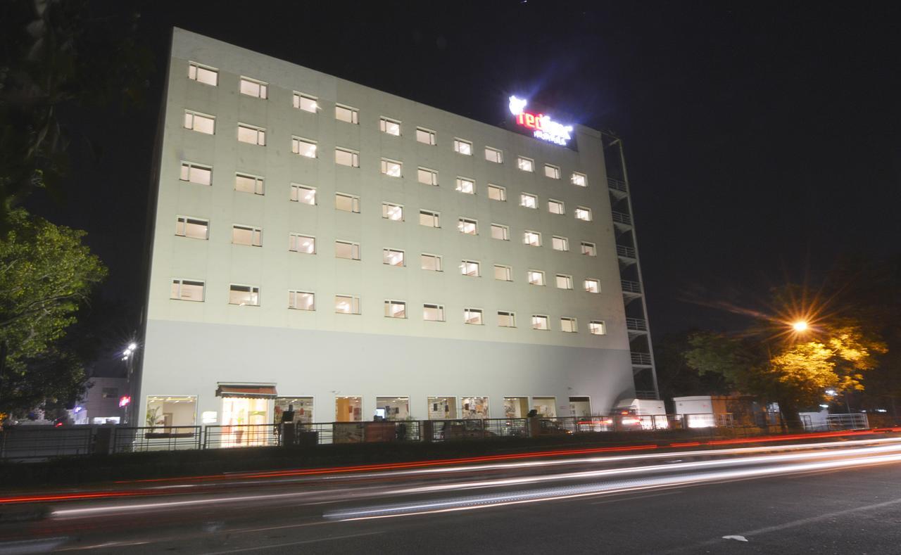 Red Fox Hotel, Chandīgarh Eksteriør bilde